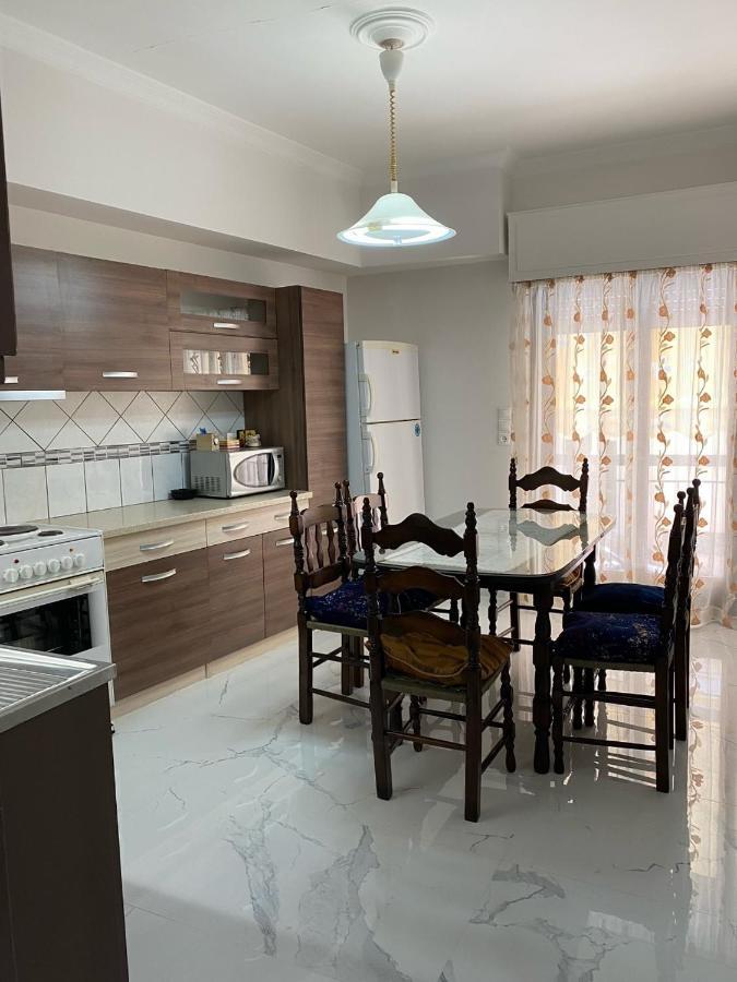 شقة نافبكْتوس  في Jo'S House المظهر الخارجي الصورة